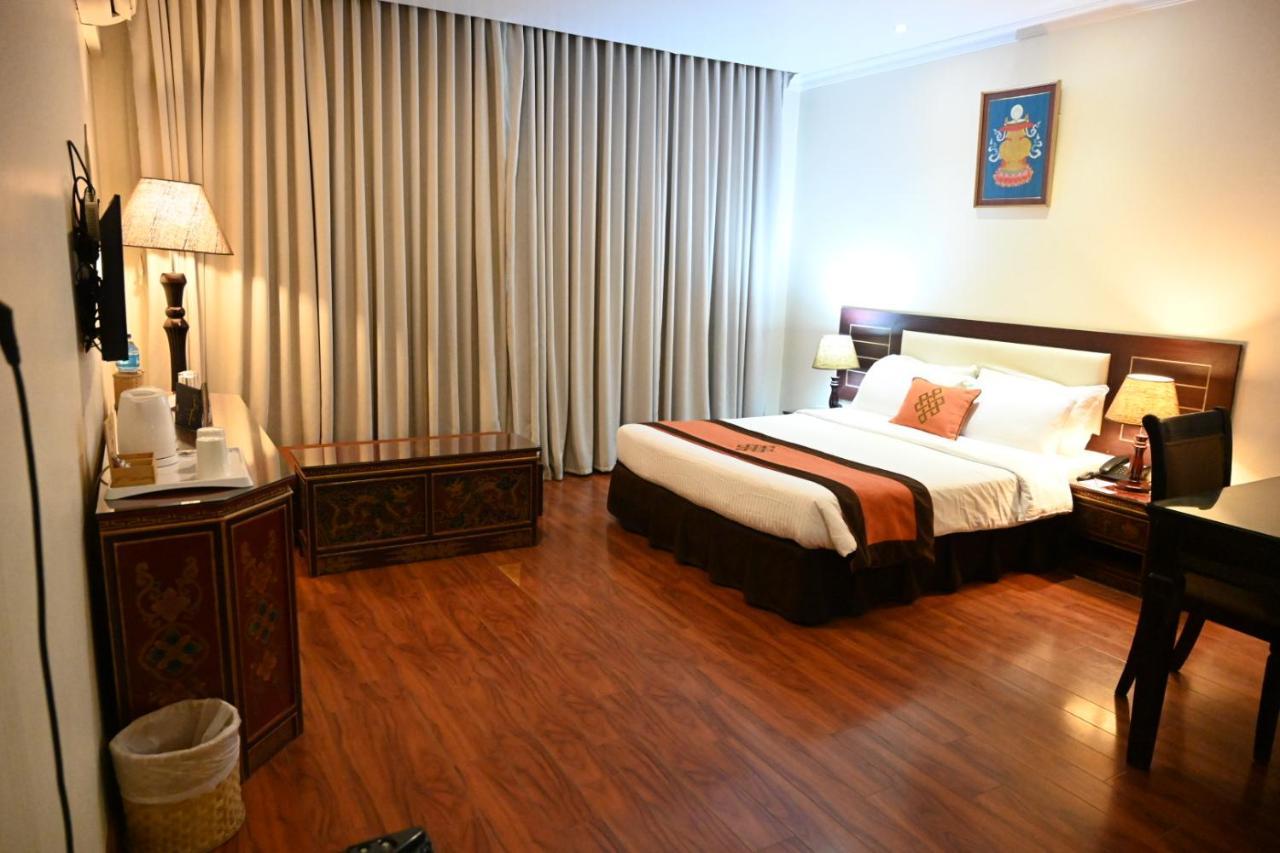 Vannasut Hotel And Spa Катманду Екстериор снимка