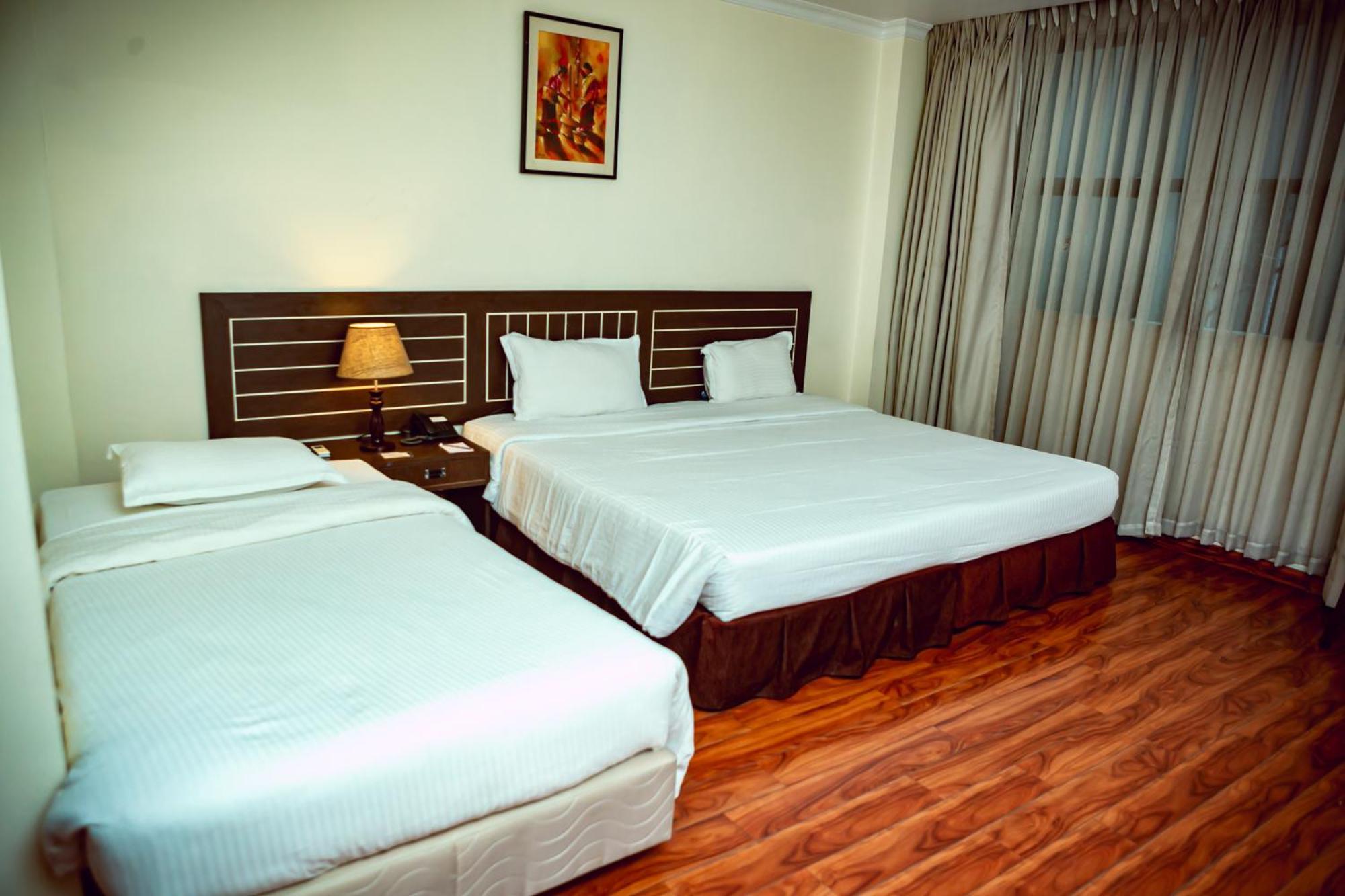 Vannasut Hotel And Spa Катманду Екстериор снимка