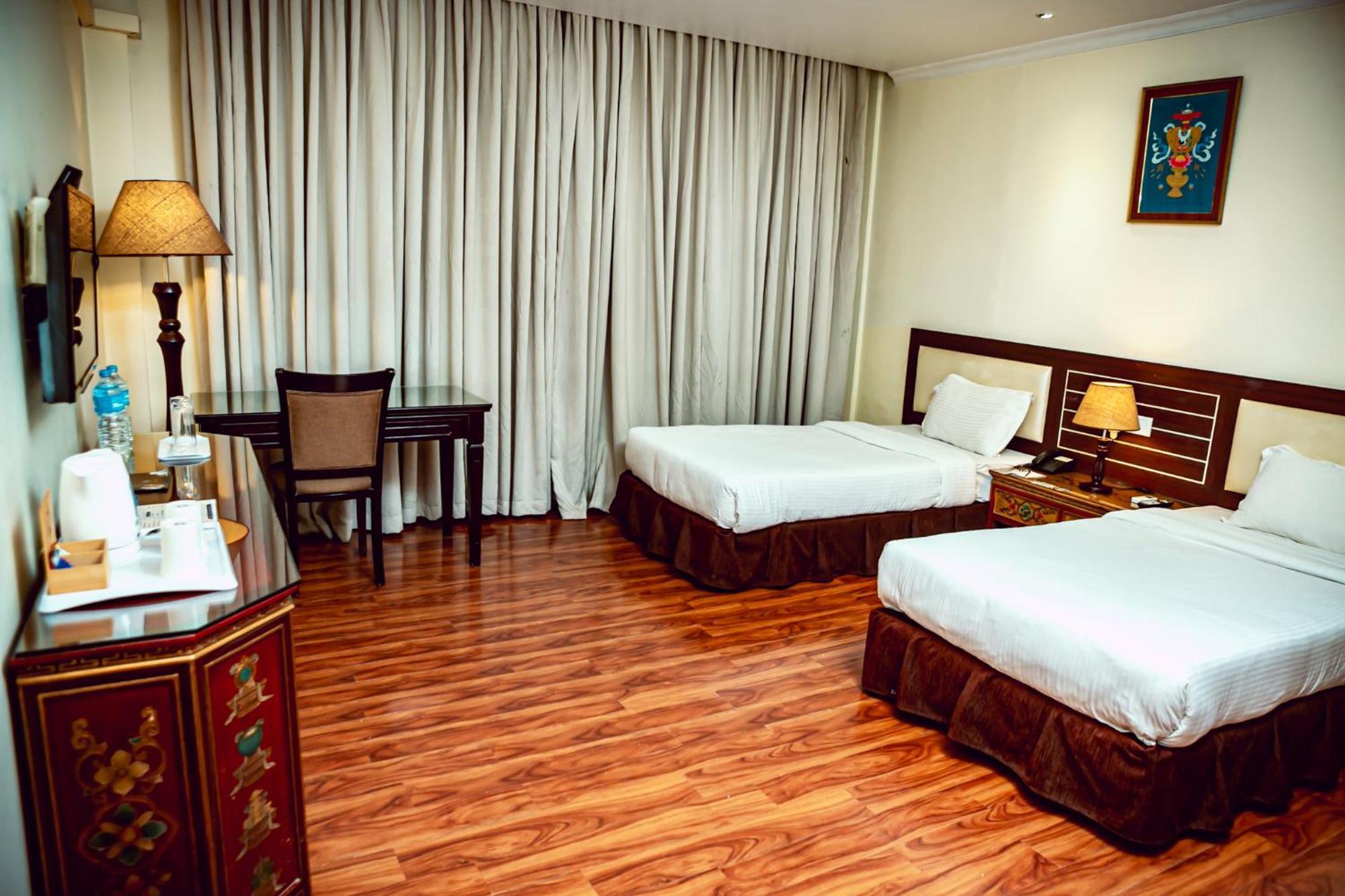 Vannasut Hotel And Spa Катманду Екстериор снимка